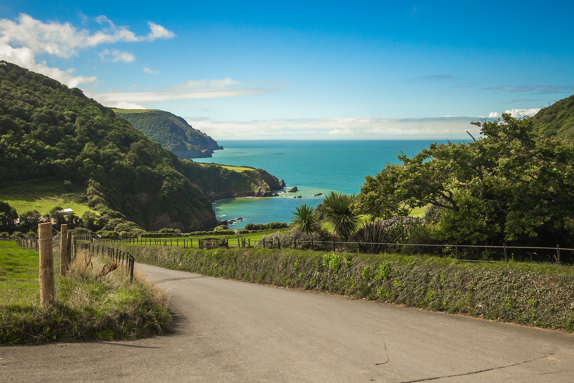 Cycling cafes and cycle rides in Devon